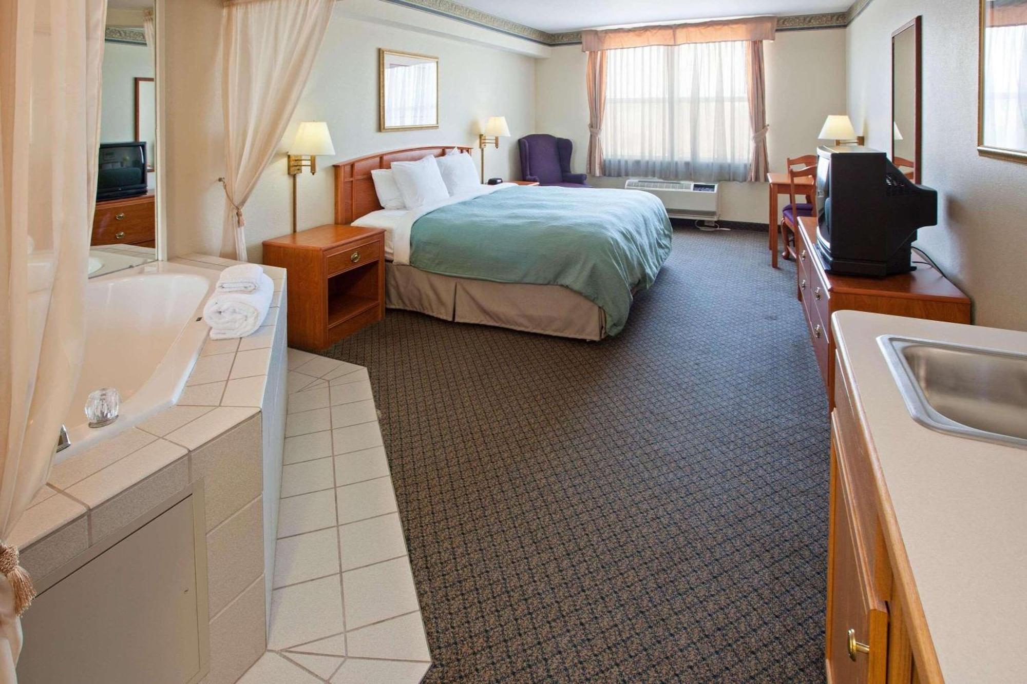 Country Inn & Suites By Radisson, Lansing, Mi Zewnętrze zdjęcie